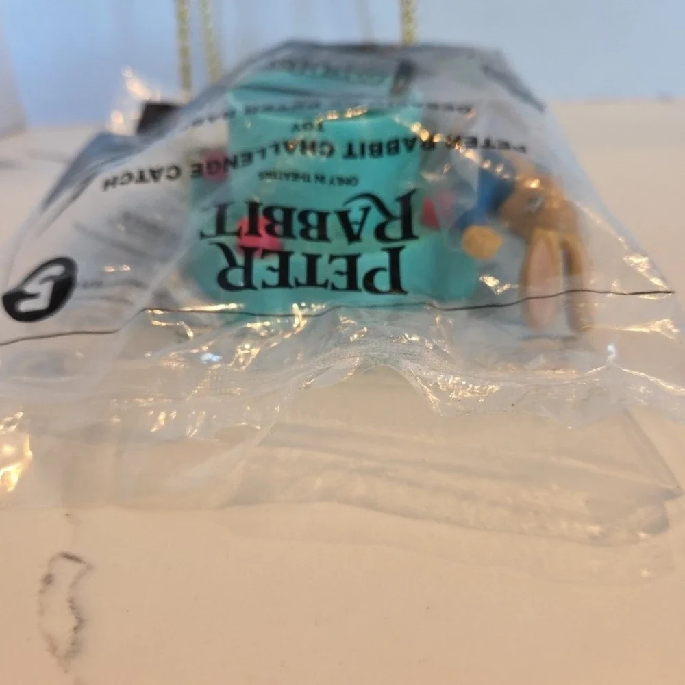 2018 PETER RABBIT MCDONALDS HAPPY MEAL TOY‎ Original Packaging